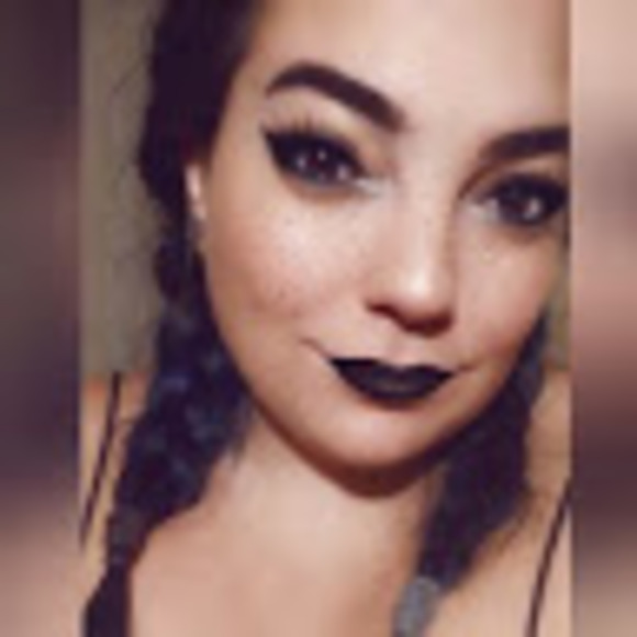 Meet your Posher, Bailey - Picture 1 of 1